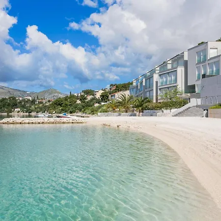 Family-friendly With Swimming Pool - 20379