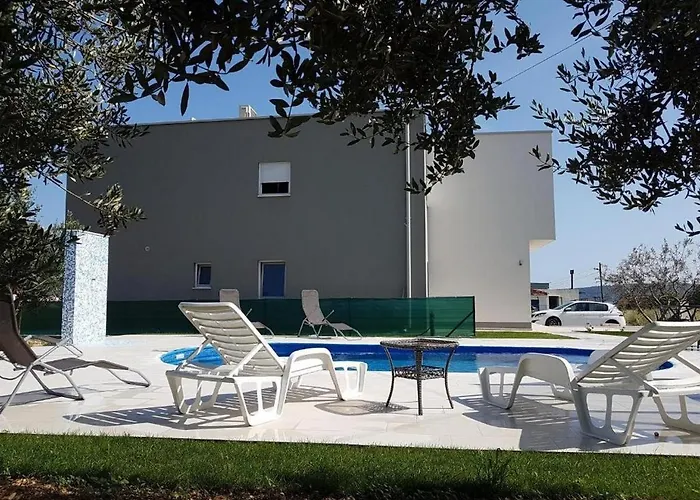 Family-friendly With Swimming Pool - 20379 * Trogir