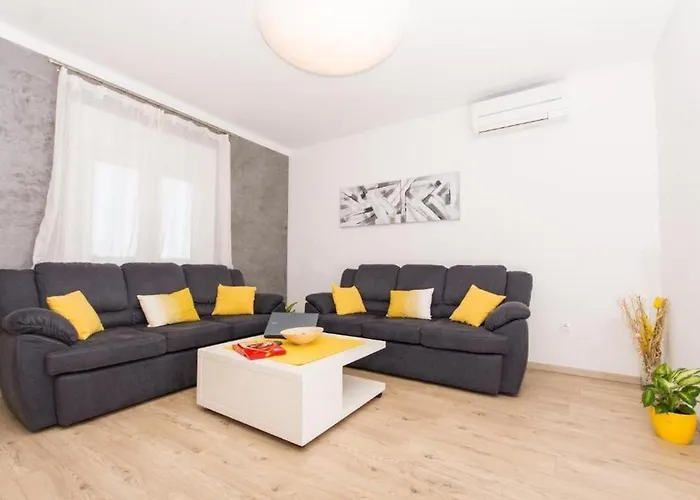 Family-friendly With Swimming Pool - 20379 Appartement *
