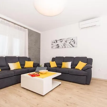 Family-friendly With Swimming Pool - 20379 Διαμέρισμα *